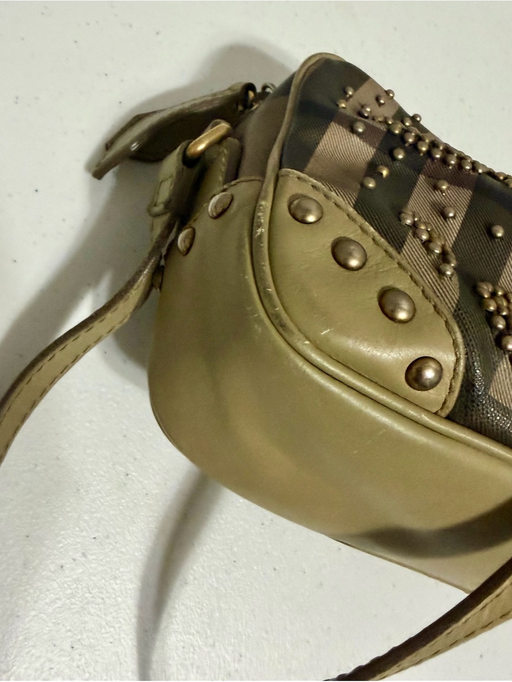 Burberry Studded Heart Crossbody Bag in Brown - Picture 5 of 13